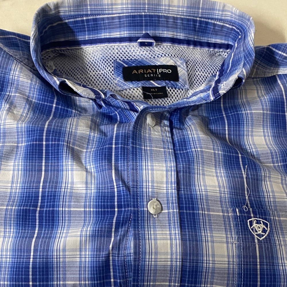 Ariat Pro Series Men's Blue and White Plaid Shirt